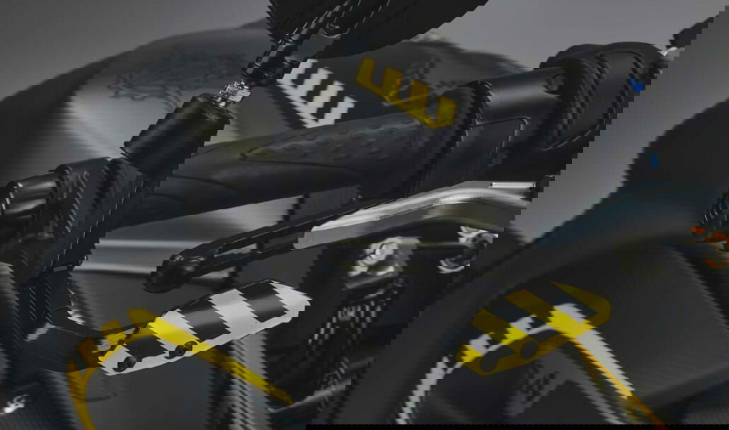 MV Agusta Rush 1000 23