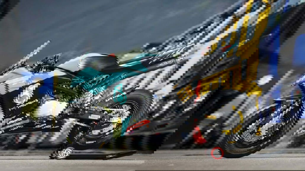 Limited Ohvale GP-0 in Petronas Sepang Racing Team colors. 31 Ohvale GP 0 PSRT Edition 3