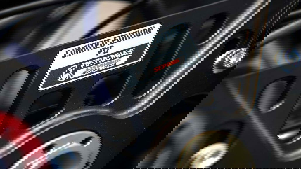 Limited Ohvale GP-0 in Petronas Sepang Racing Team colors. 34 Ohvale GP 0 PSRT Edition 7