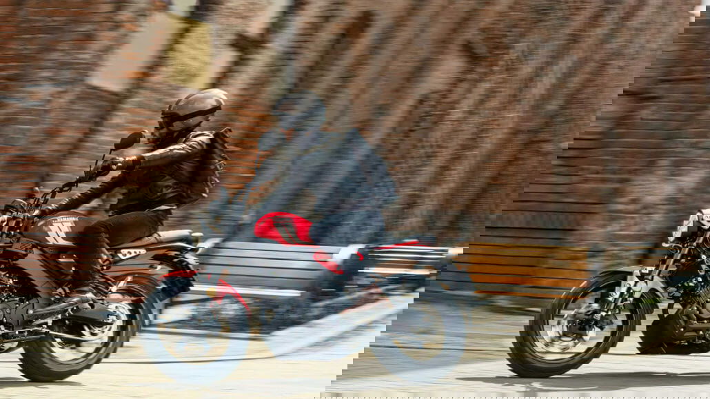 Yamaha introduces the XSR125, the latest Faster Son model. 1 Yamaha XSR125 2021 1