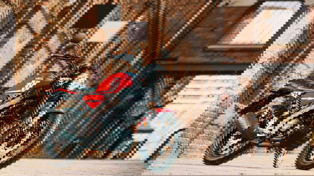 Yamaha introduces the XSR125, the latest Faster Son model. 11 Yamaha XSR125 2021 11 1