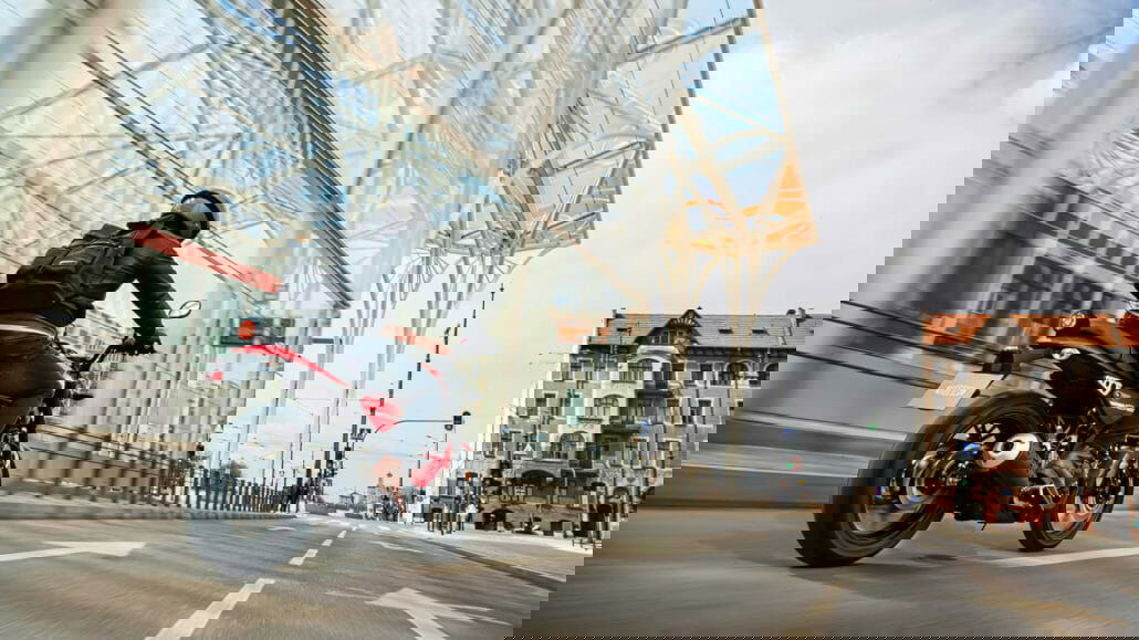 Yamaha introduces the XSR125, the latest Faster Son model. 15 Yamaha XSR125 2021 15