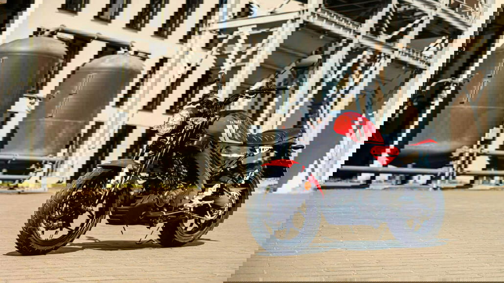 Yamaha introduces the XSR125, the latest Faster Son model. 4 Yamaha XSR125 2021 4