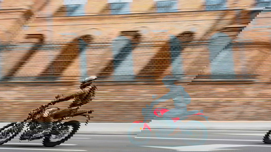 Yamaha introduces the XSR125, the latest Faster Son model. 6 Yamaha XSR125 2021 6