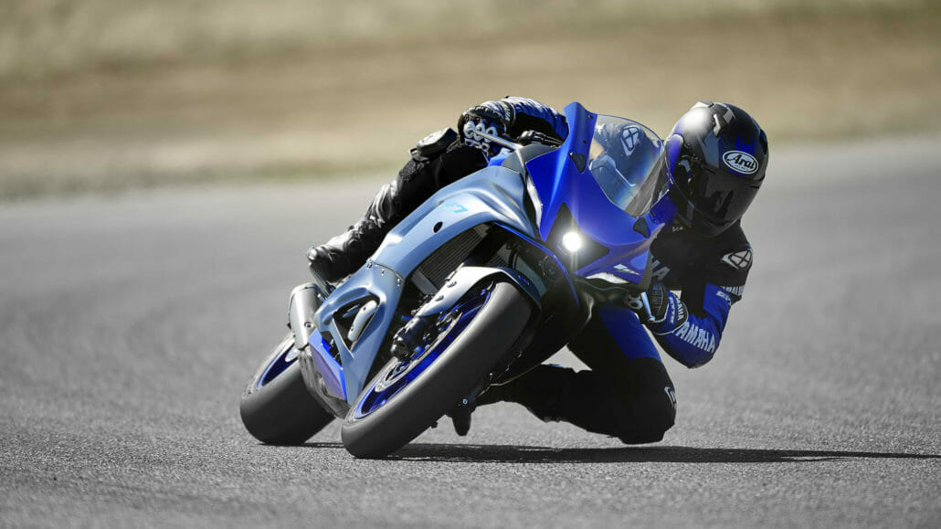 Yamaha YZF R7 4