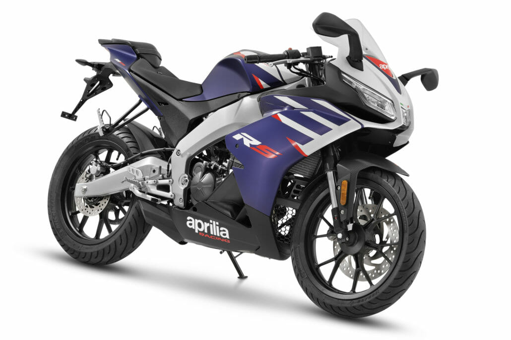 Aprilia's new RS 125 and Tuono 125 for 2021 7 rs125 34dx cavalletto
