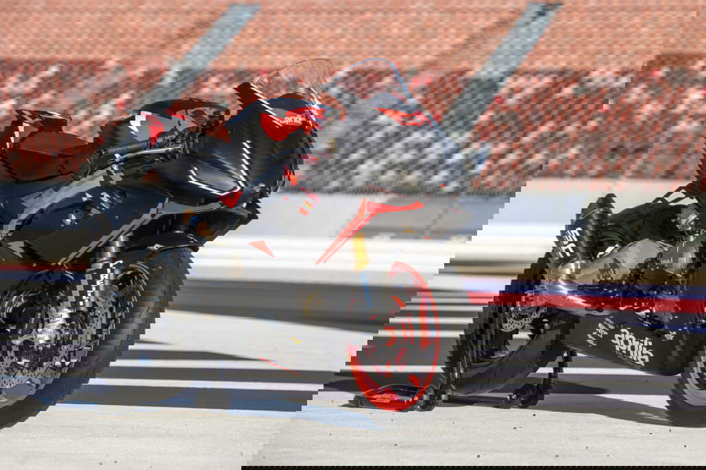 Aprilia RS 660 Trofeo 1