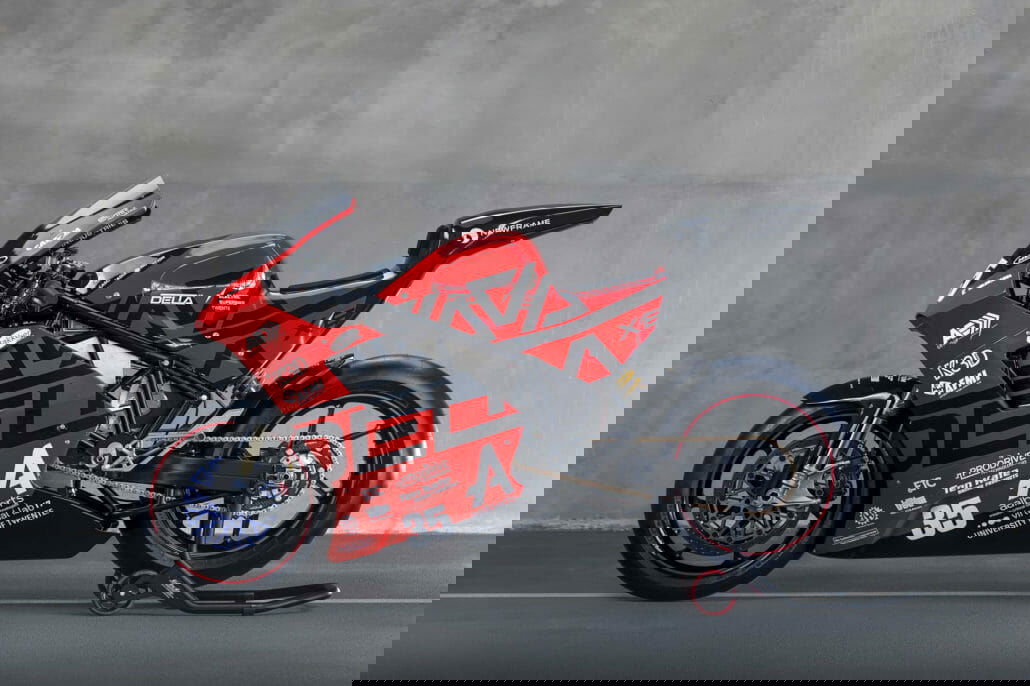 Dutch students build 200 hp electric motorcycle 30 Delta XE 2