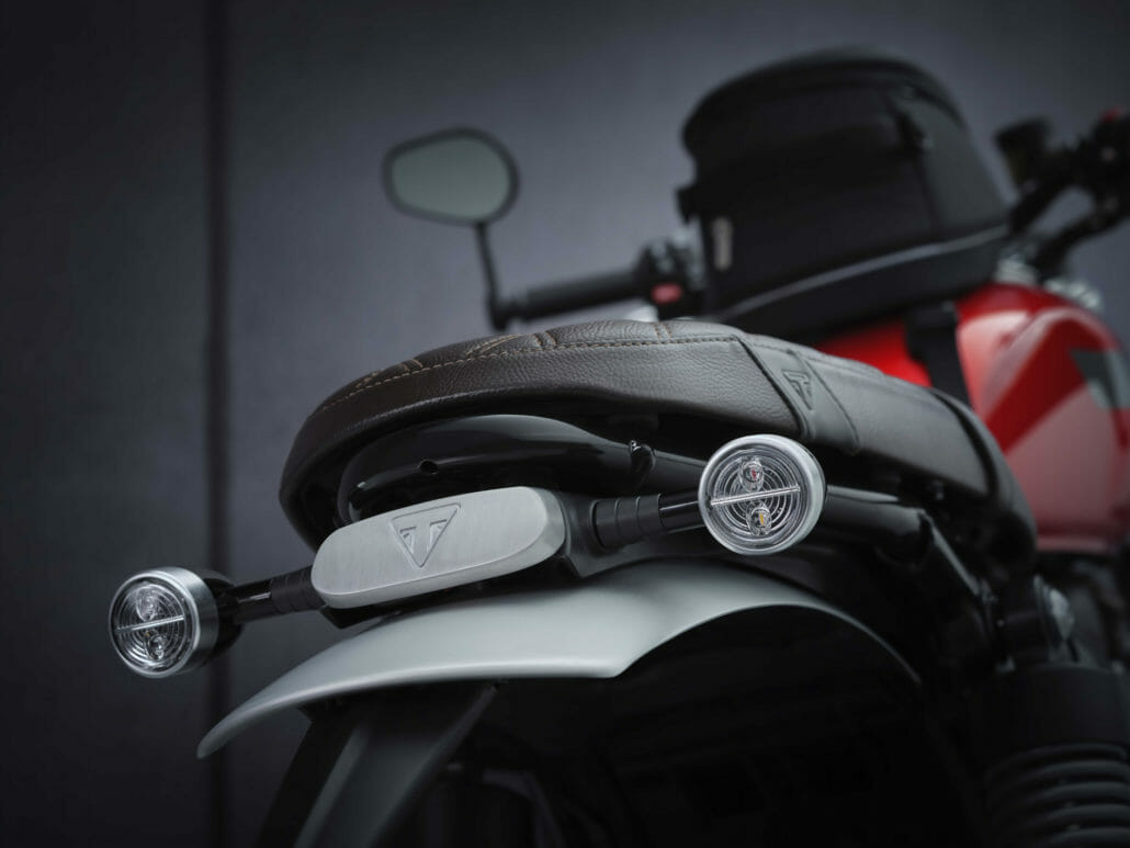 SpeedTwin Accessories Details4