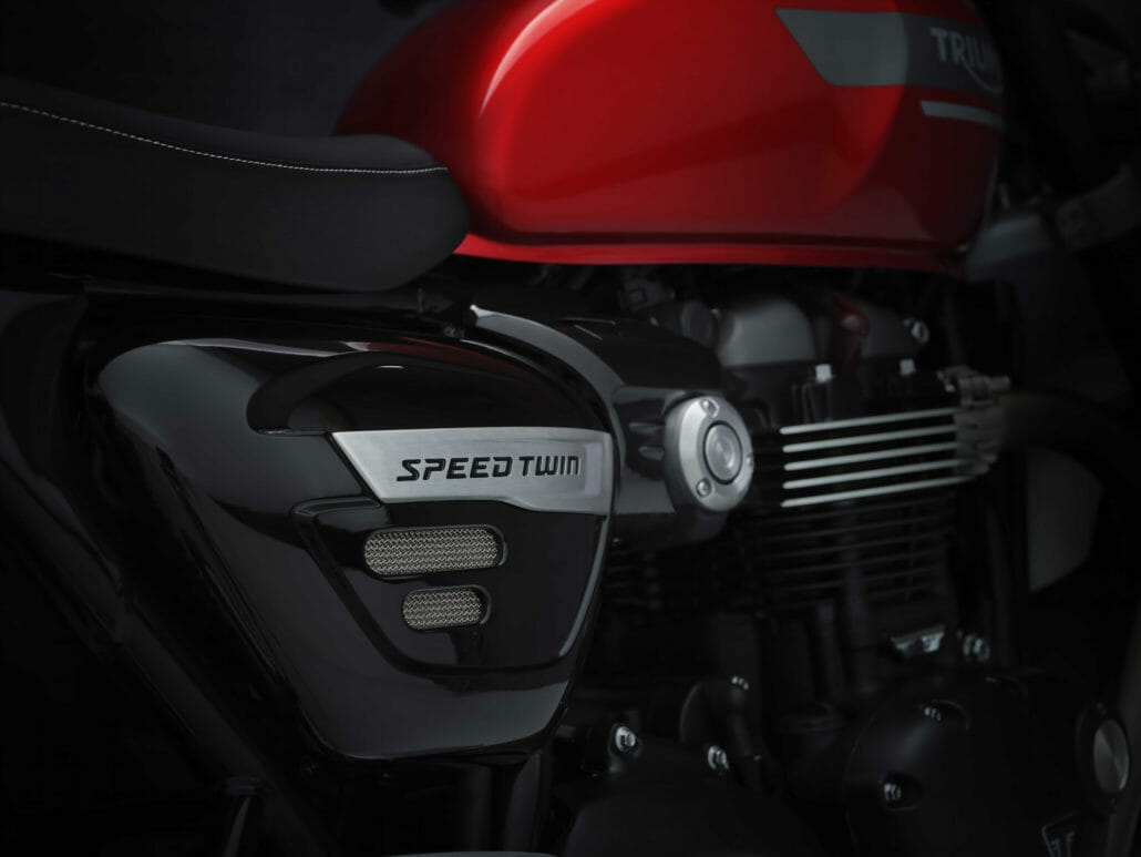 SpeedTwin Details10