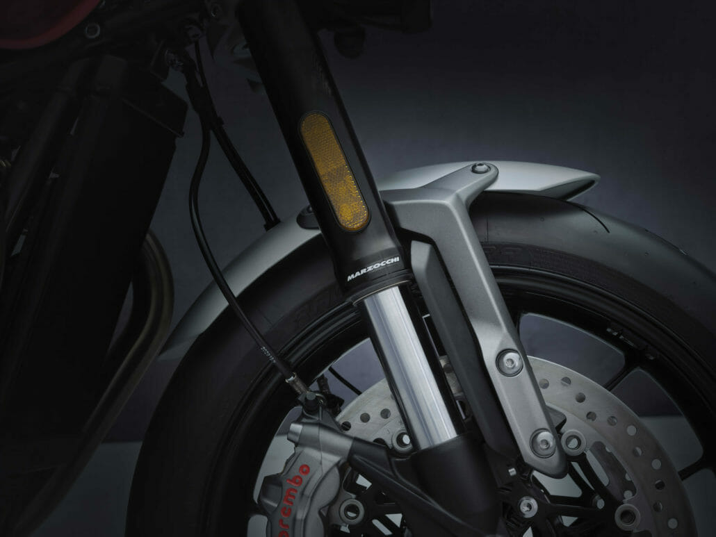 SpeedTwin Details6