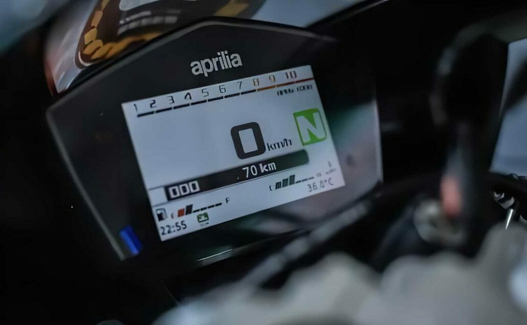 Aprilia GPR250R 11 1