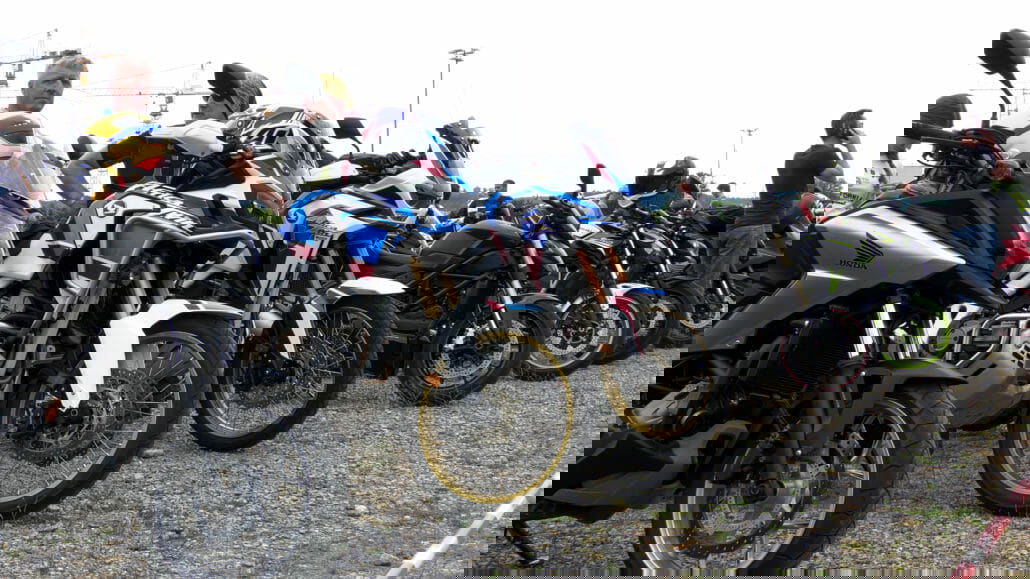 Tausende von Motorradfahrern demonstrieren bundesweit für ihr Recht 5 Sequenz 44.00 05 37 03.Standbild019