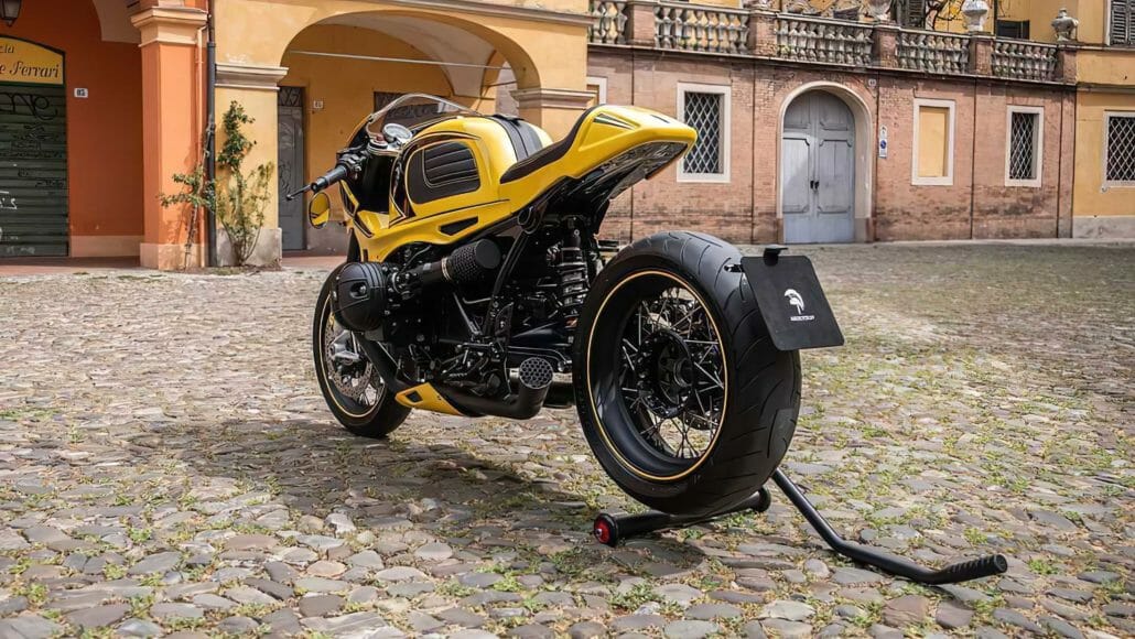 Ares Bullet - BMW R nineT as a retro racer 13 Ares Bullet – BMW R nineT 13