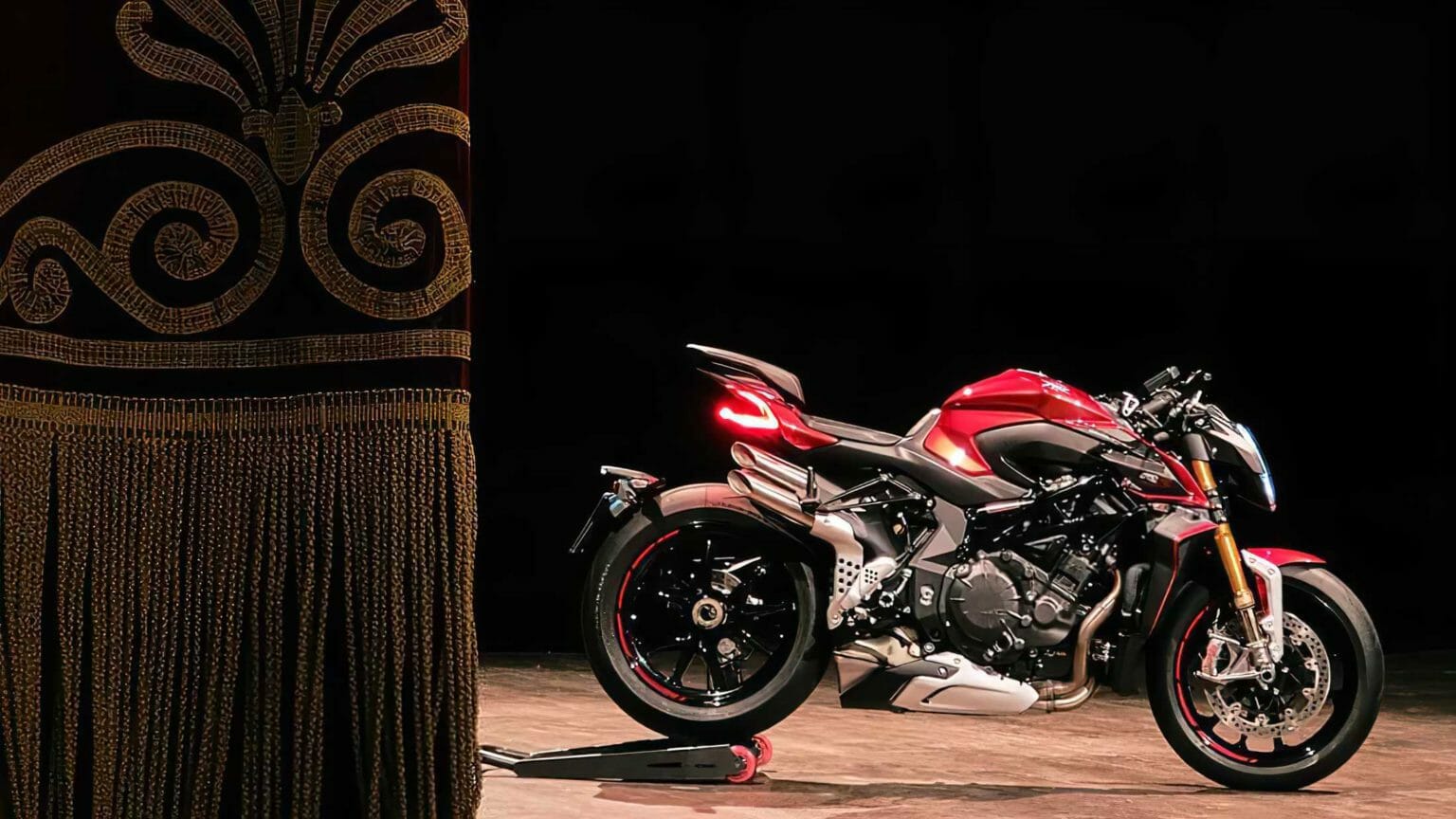 MV Agusta Brutale 1000 RR 11