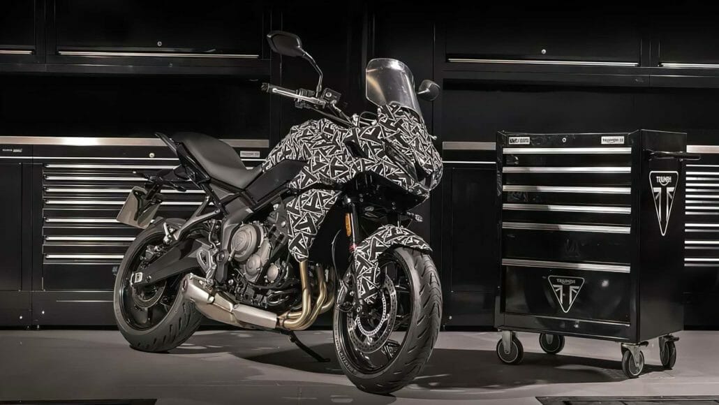 Triumph Tiger Sport 660 teased 9 Triumph Tiger Sport 660 9