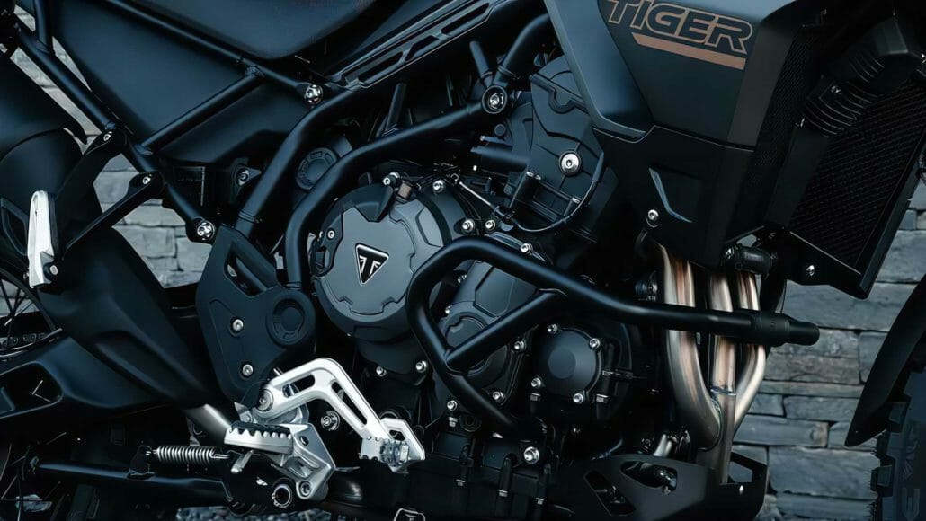 Triumph Tiger 900 Bond Edition 6 Triumph Tiger 900 Bond Edition 6