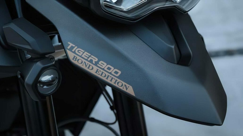 Triumph Tiger 900 Bond Edition 7 Triumph Tiger 900 Bond Edition 7