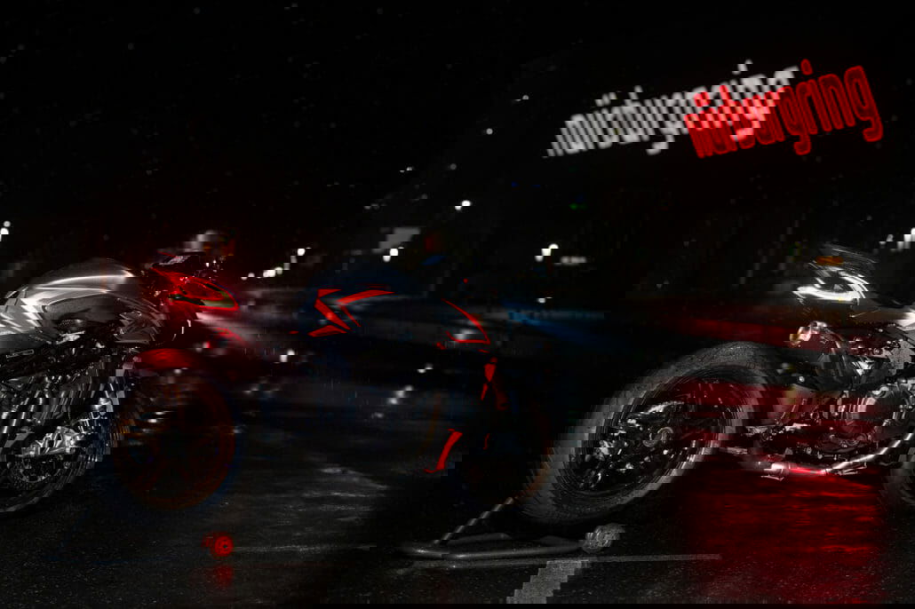 MV Agusta Brutale 1000 RR Nürburgring 7 BRUTALE 1000 NURBURGRING AMBIENT 19