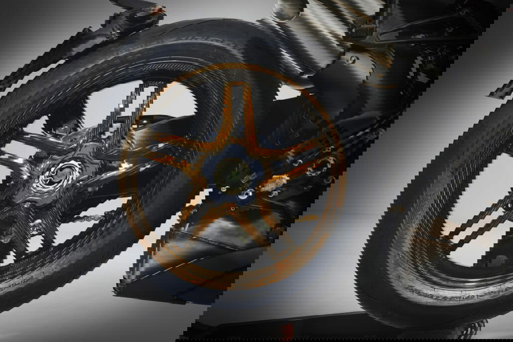 MV Agusta Brutale 1000 RR Nürburgring 10 BRUTALE 1000 NURBURGRING DETAILS 8