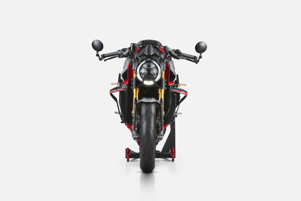 MV Agusta Brutale 1000 RR Nürburgring 35 BRUTALE 1000 NURBURGRING STUDIO 5