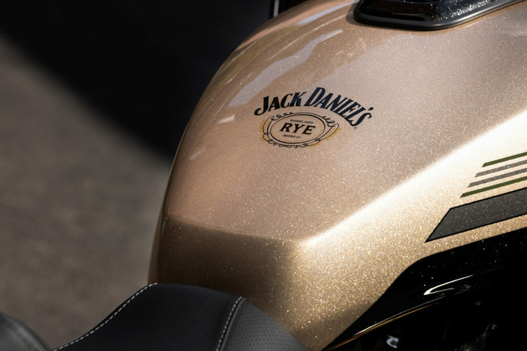 Indian Challenger Limited Jack Daniels Edition 2022 21 Indian Challenger Limited Jack Daniels Edition 2022 21