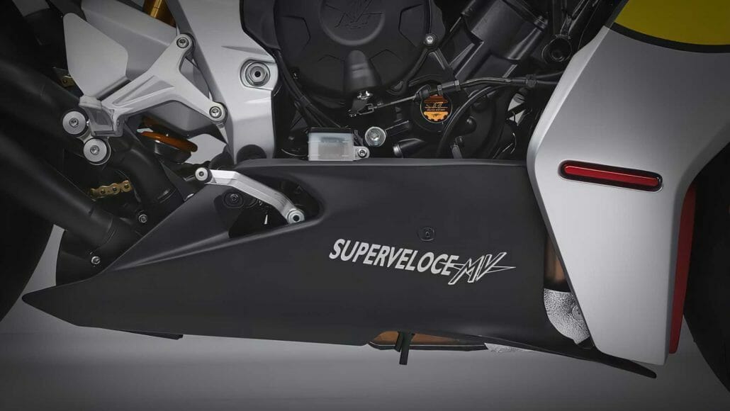 MV Agusta Superveloce Ago 5