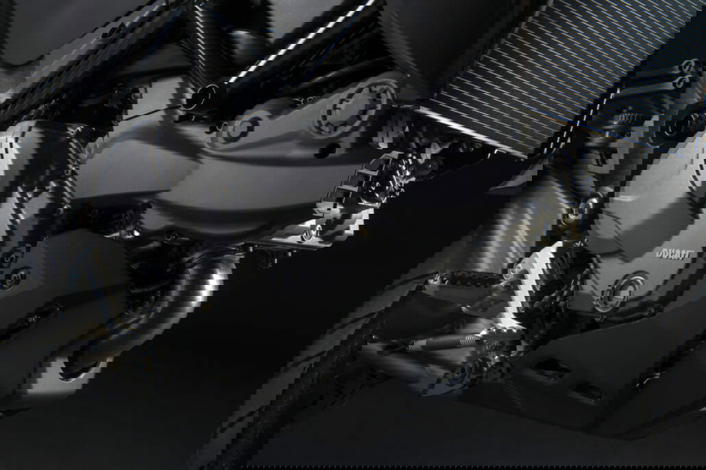 Ducati Multistrada V2 36 MY22 Ducati Multistrada V2S Grey ST 68 UC338665 High