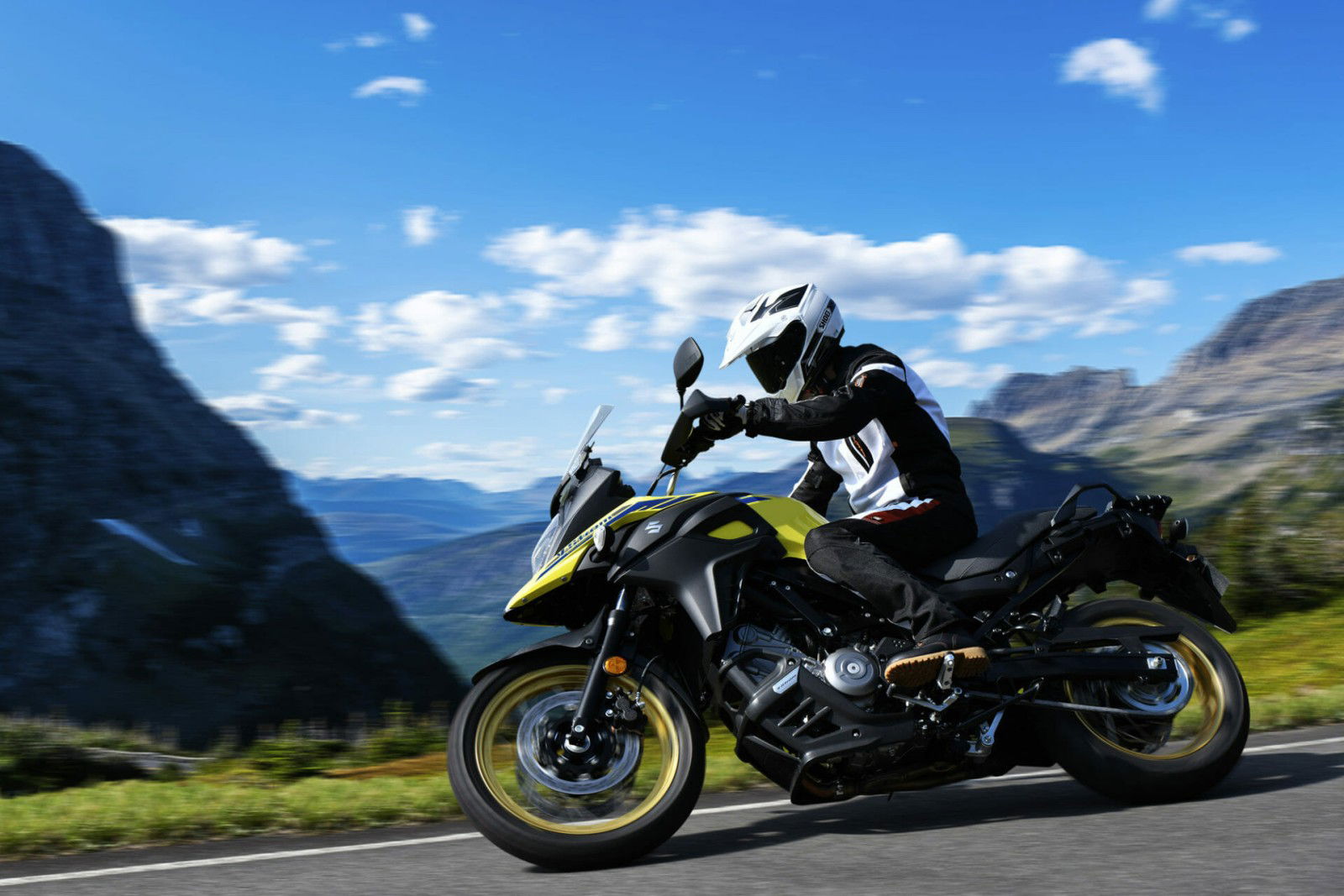 Suzuki V-Strom 650 gets new colors 25 Suzuki V Strom XT 8