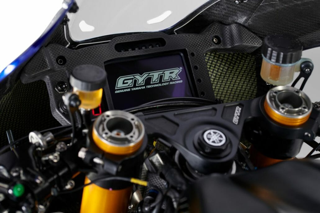 Yamaha R1 GYTR VR46 Tribute 5 2021 YAM VR46R1 EU GYTR DET 007 preview
