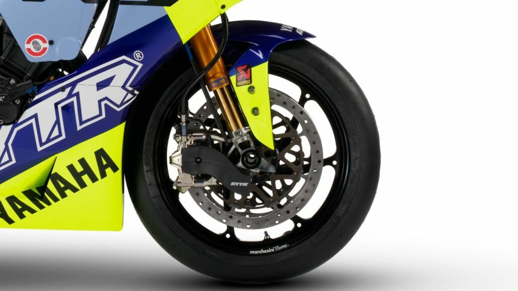 Yamaha R1 GYTR VR46 Tribute 9 2021 YAM VR46R1 EU GYTR DET 015 preview