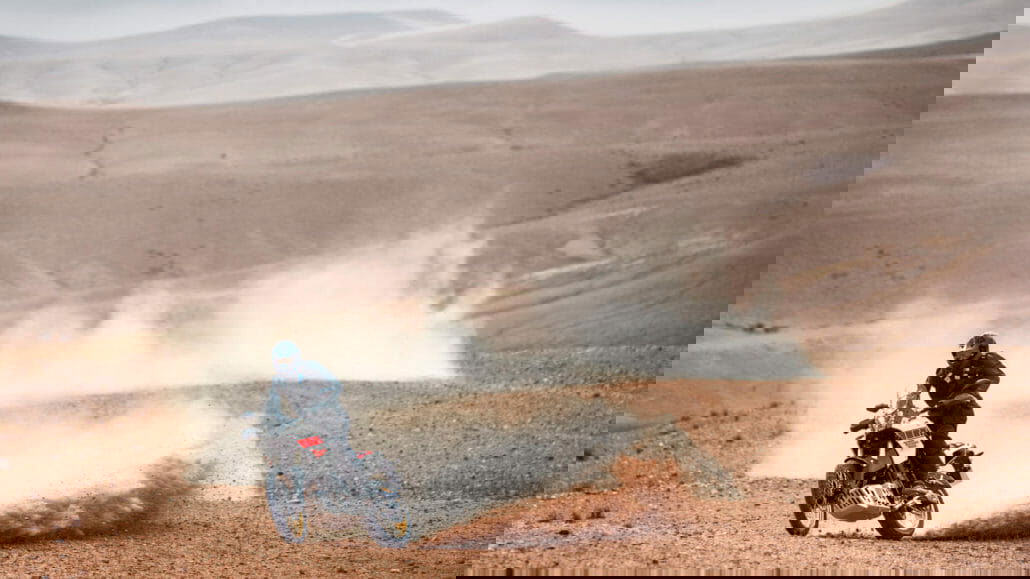 2022 YAM XTZ700SP EU RW ACT 005 03 preview