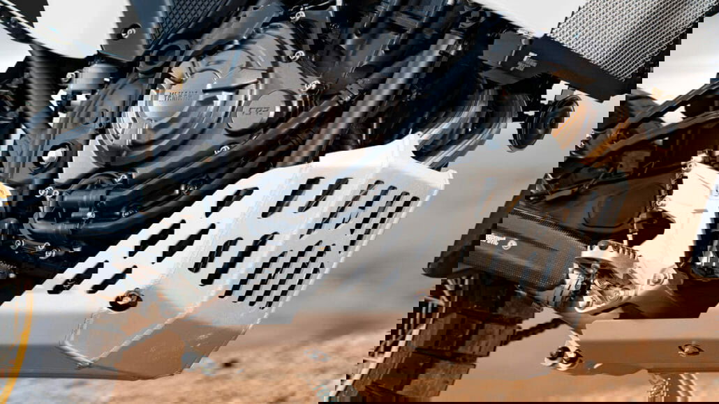 2022 YAM XTZ700SP EU RW DET 004 03 preview