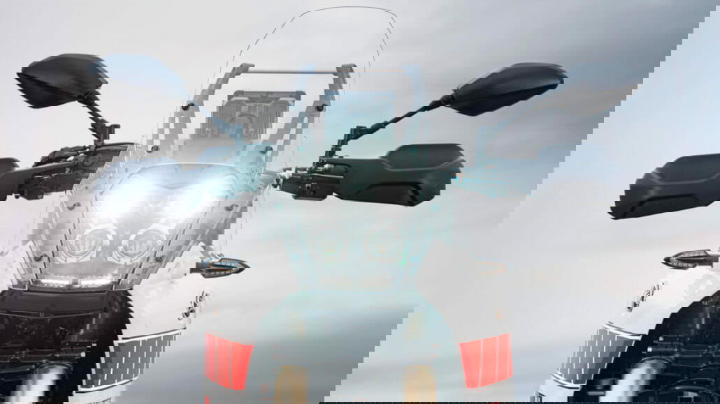 2022 YAM XTZ700SP EU RW DET 014 03 preview