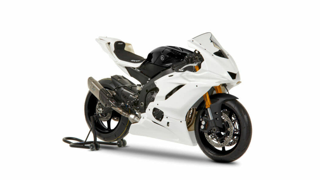 Yamaha R6 RACE & R6 GYTR für 2022 14 2022 YAM YZF600R6RGYTR EU MDNM6 STU 001 03 preview