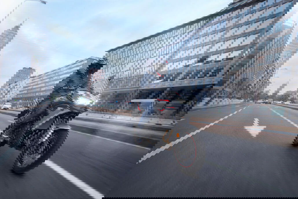 hi 22MY Versys650 GN1 ACT2