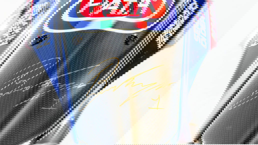 Yamaha celebrates with limited edition world champion bike 9 2021 YAM R1TOPRAK EU REPLICA DET 002 03 preview