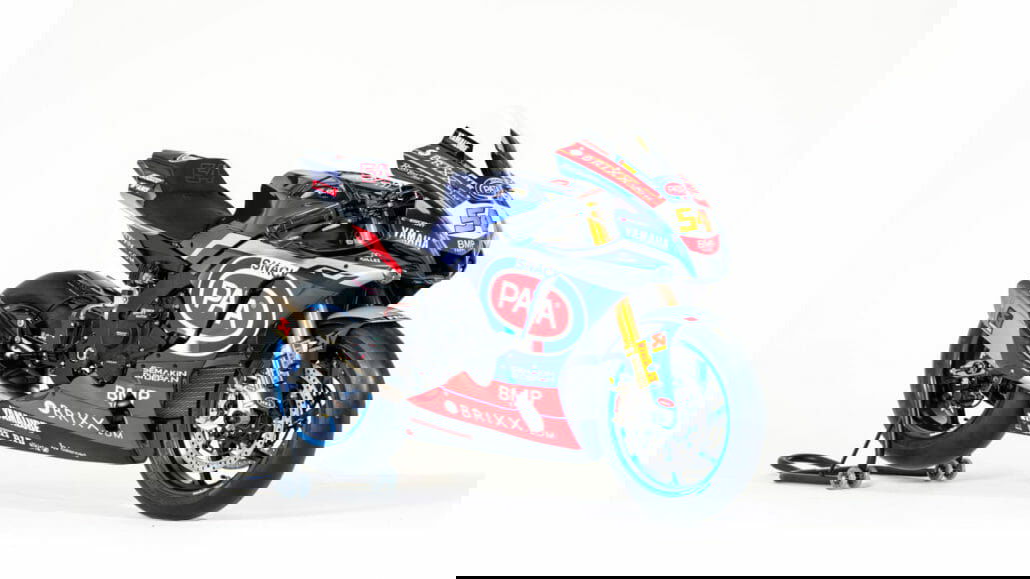 Yamaha celebrates with limited edition world champion bike 2021 YAM R1TOPRAK EU REPLICA STA 004 03 preview