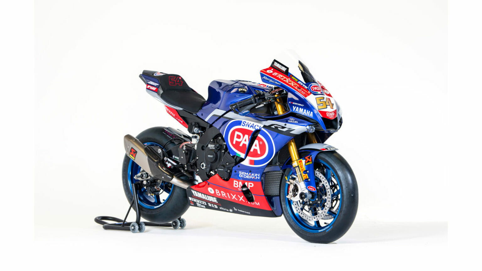 Yamaha celebrates with limited edition world champion bike 2021 YAM R1TOPRAK EU REPLICA STA 004 03 preview