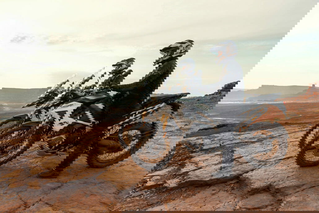 Triumph Tiger 1200 presented 12 Tiger 1200 Rally Pro MY22 N4I9585 ML