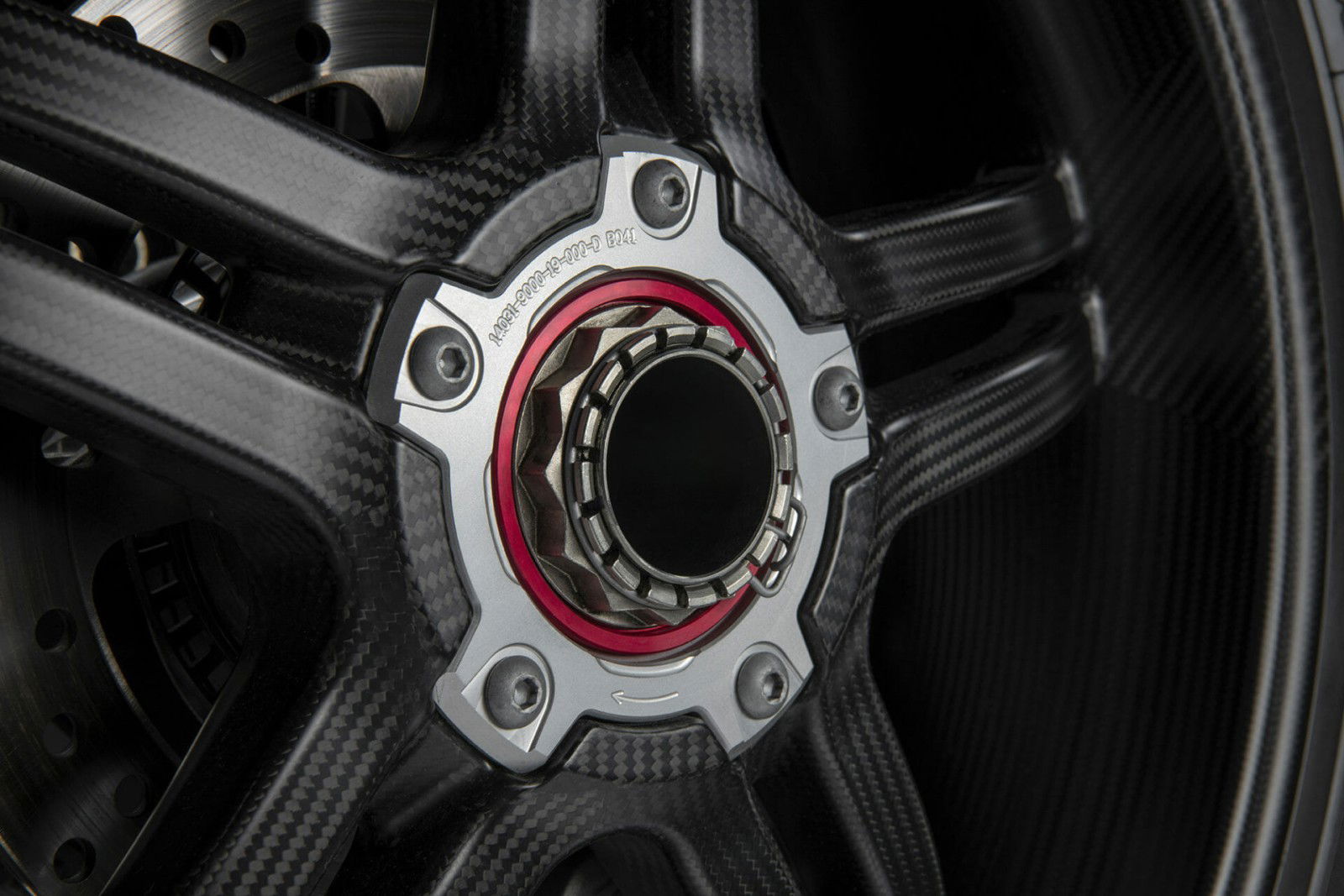 Ducati recall: Panigale V4 and Streetfighter V4 receive new rear axle 25 Ducati Panigale V4 SP2 2022 27