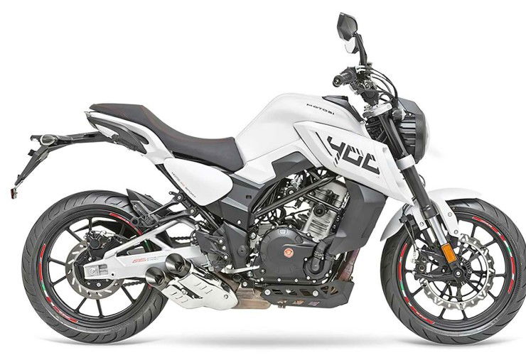 Motobi DL 400 Naked 1