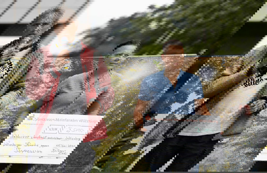 dieter schneider spendenuebergabe fellows ride 2021