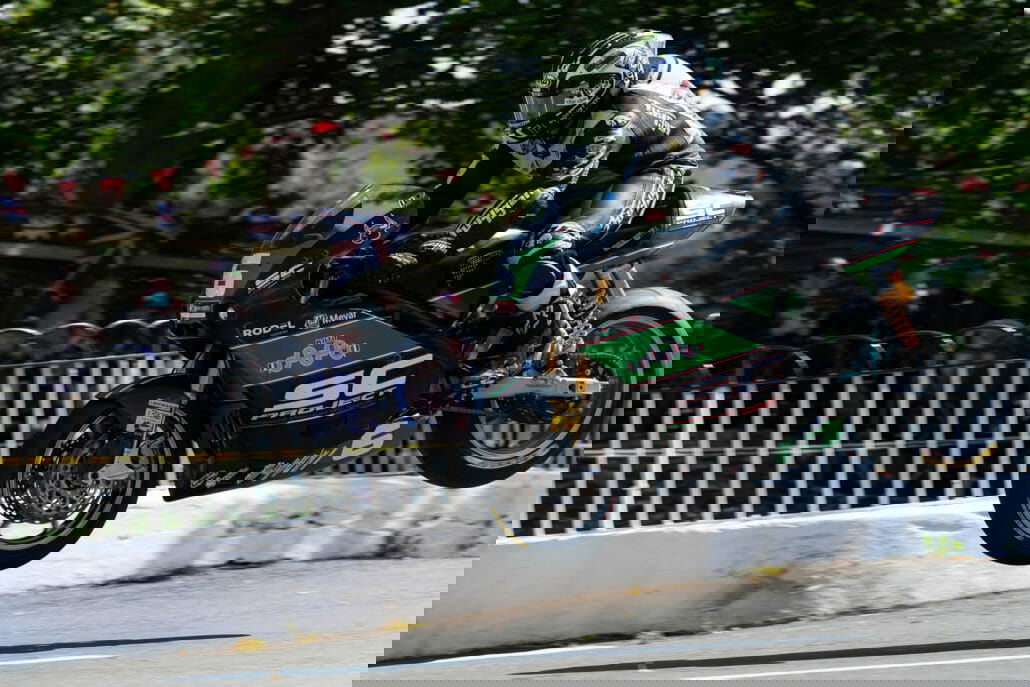 Isle of Man TT 2022 Supertwin 33