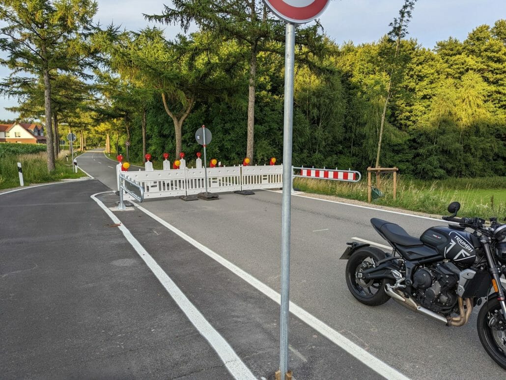 Schrankensperrung steht 2