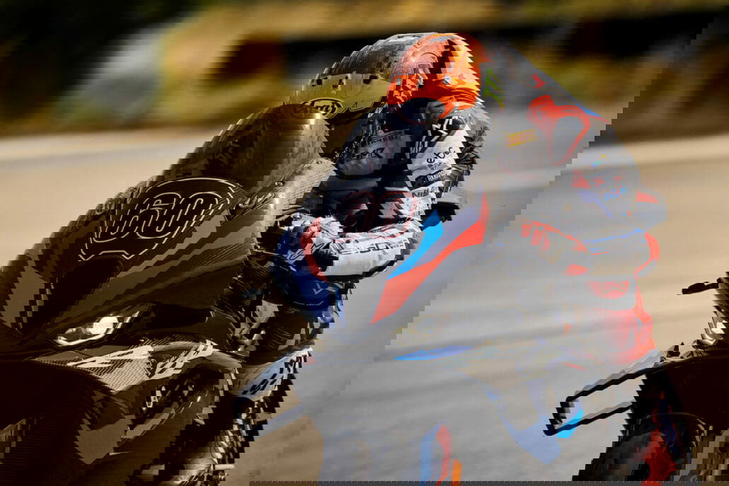 BMW M 1000 RR 2023 30