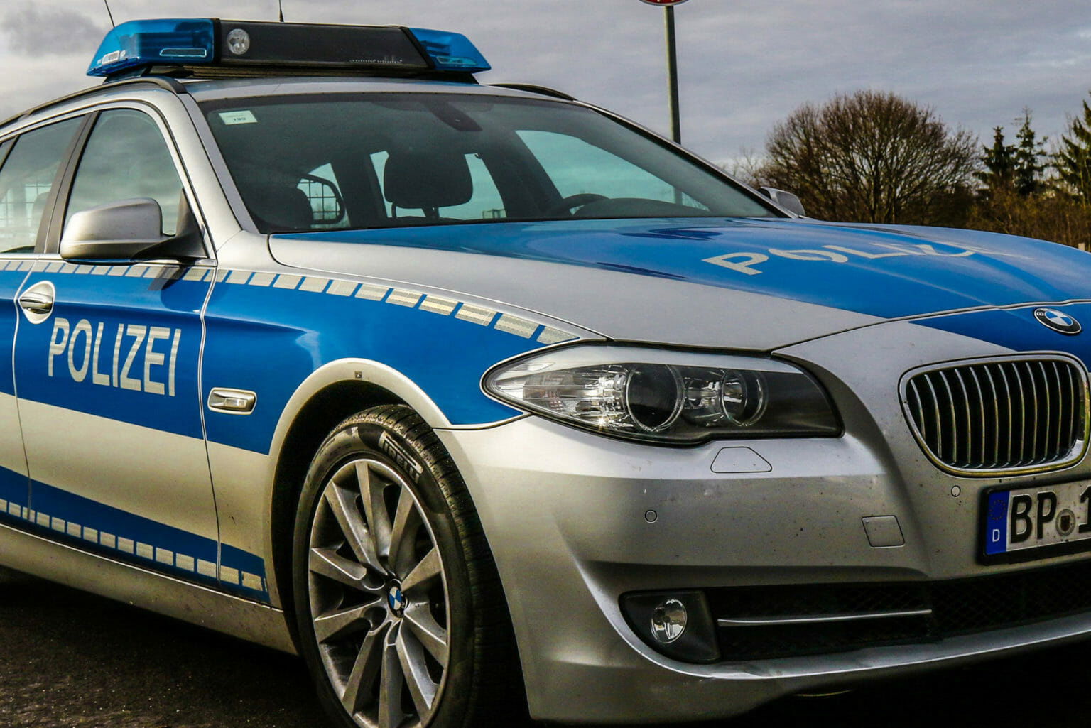 Polizei kontrolliert bei Halloween-Rideout police 2230644