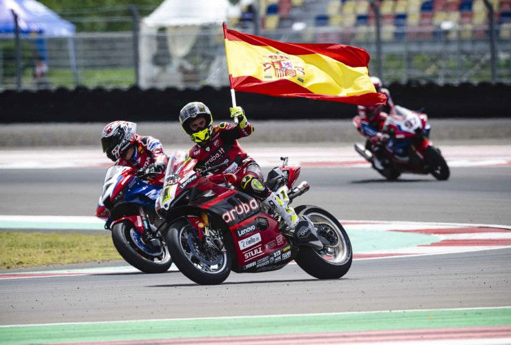 World Superbike Championship in Mandalika: surprises and disappointments 69 alvaro bautista ducati 1