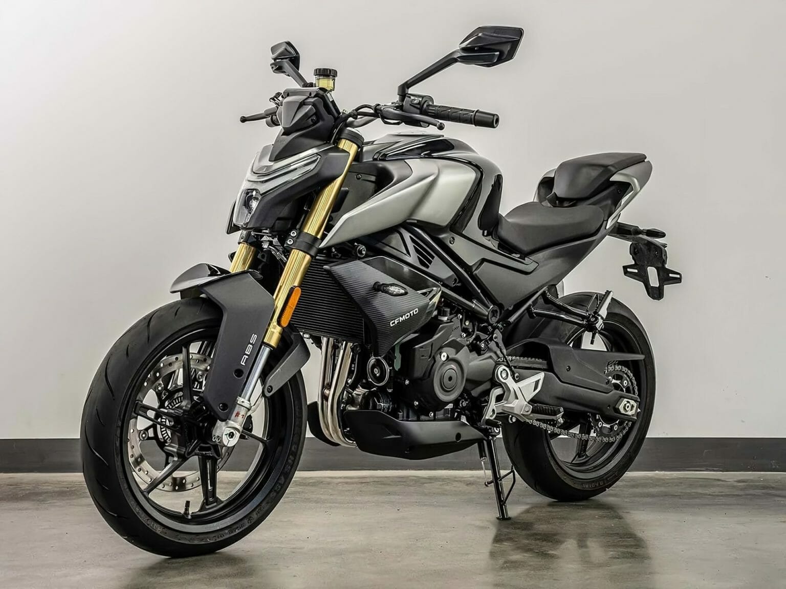 CFMoto 450NK: A new mid-range player enters the naked bike stage CFMoto 450NK 1