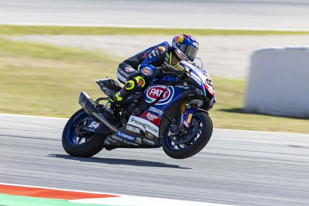 Toprak Razgatlıoğlu: Ein Champion auf neuen Wegen - Von Yamaha zu BMW 32 17 03 Barcelona WorldSBK 2023 Friday Razgatlioglu R3JM4862